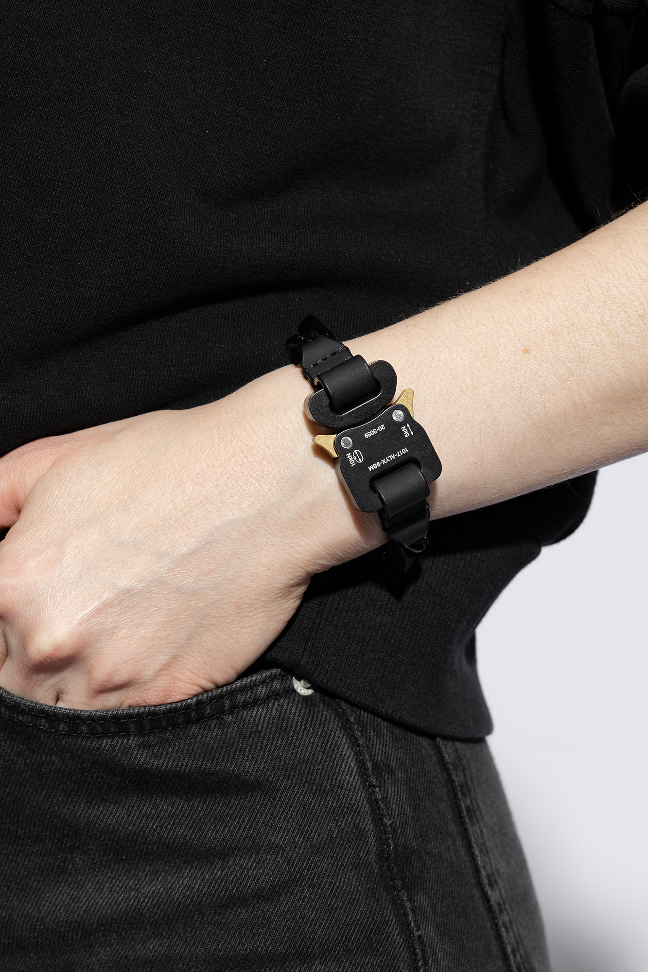 Black Bracelet with rollercoaster buckle 1017 ALYX 9SM - Vitkac Canada